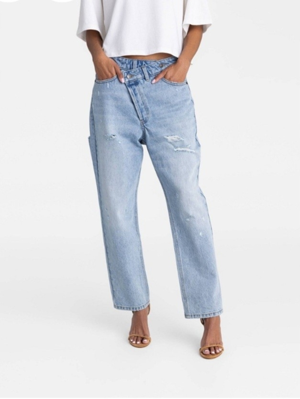 KBB by KAHLANA Women's Mid-Rise
Tapered Leg 'The Dylan Jean'